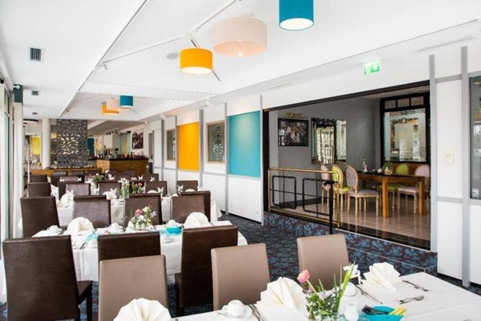 Hotel Deynique Westerburg  Extérieur photo